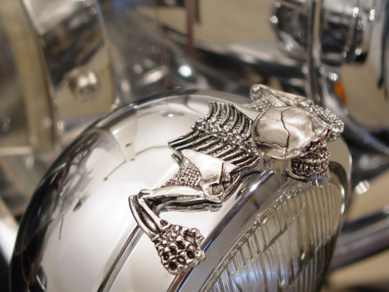 Spotlamp Ornament Skull Style
