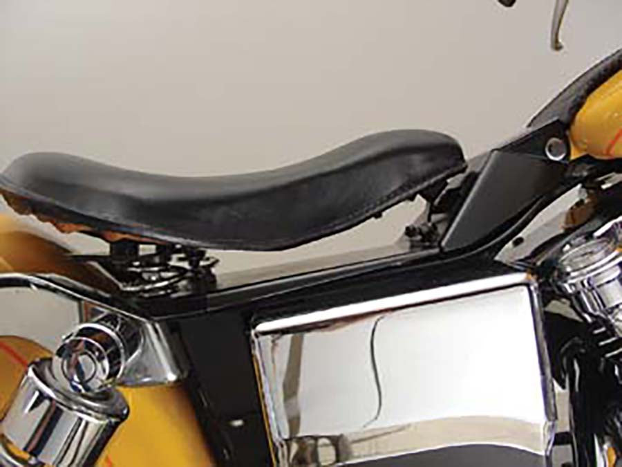 Black Leather Solo Seat and Mount Kit